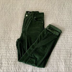 Urban Outfitters mom jeans